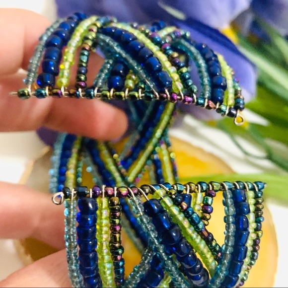 🌺sparkle seedbead Memory Wire cuff Bracelet - Picture 4 of 10